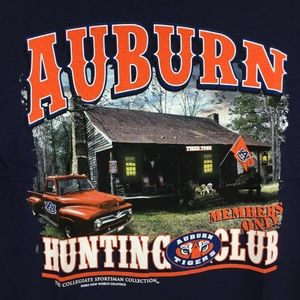 Auburn Tigers T-Shirt Hunting Club Log Cabin Truck